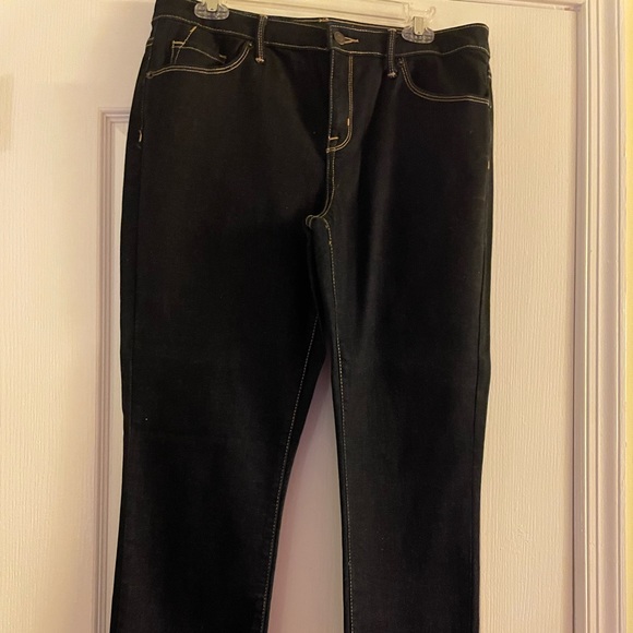 Jeans - Picture 3 of 8